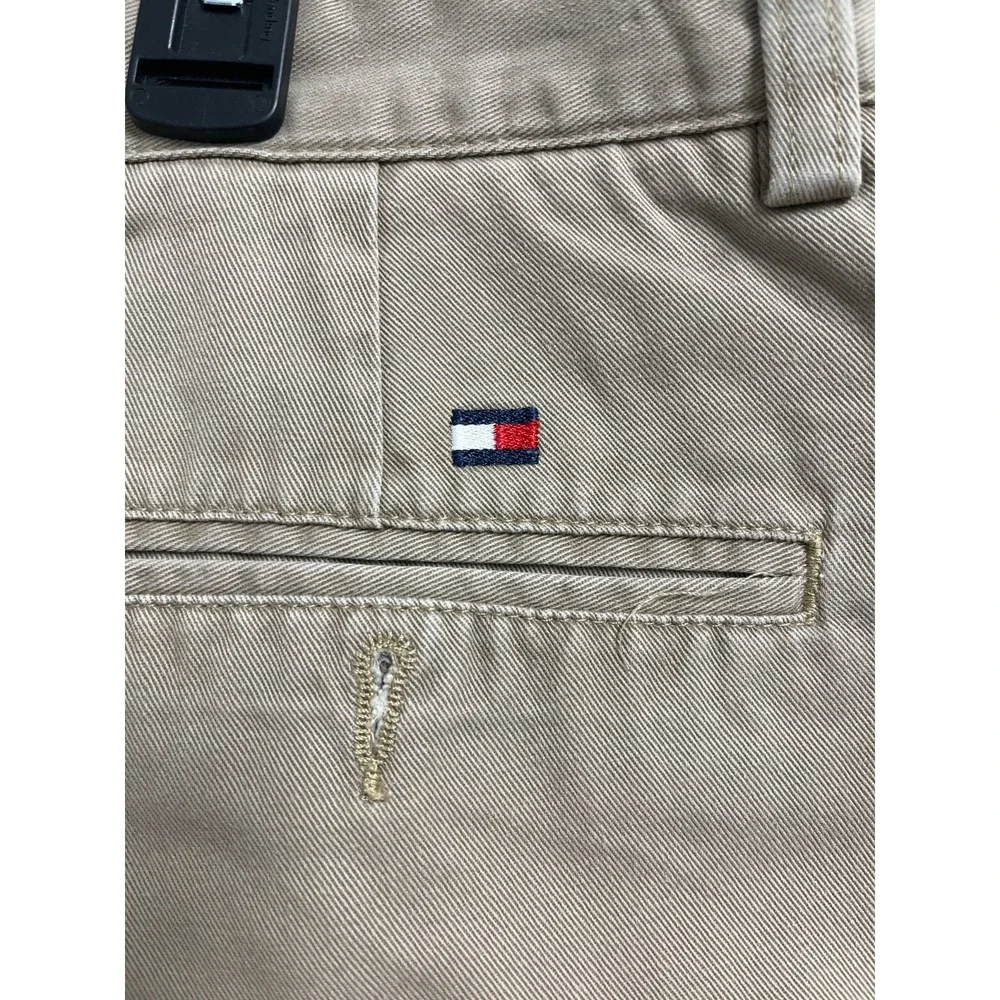Tommy Hilfiger Chino Shorts Mens 34 Brown Cotton Pleated Front Streetwear Casual